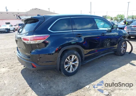 2014 Toyota Highlander Xle V6 z USA, uszkodzony, nr VIN 5TDJKRFH0ES033696